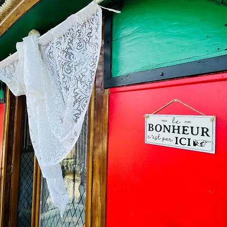 Pansiyon Roulotte En Camargue-hebergement Insolite 